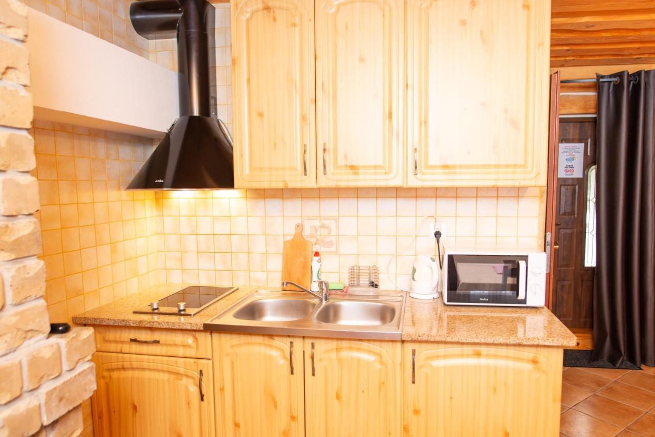 Bed and Breakfast Gosciniec Pieciu Stawow Устшики-Дольне Экстерьер фото