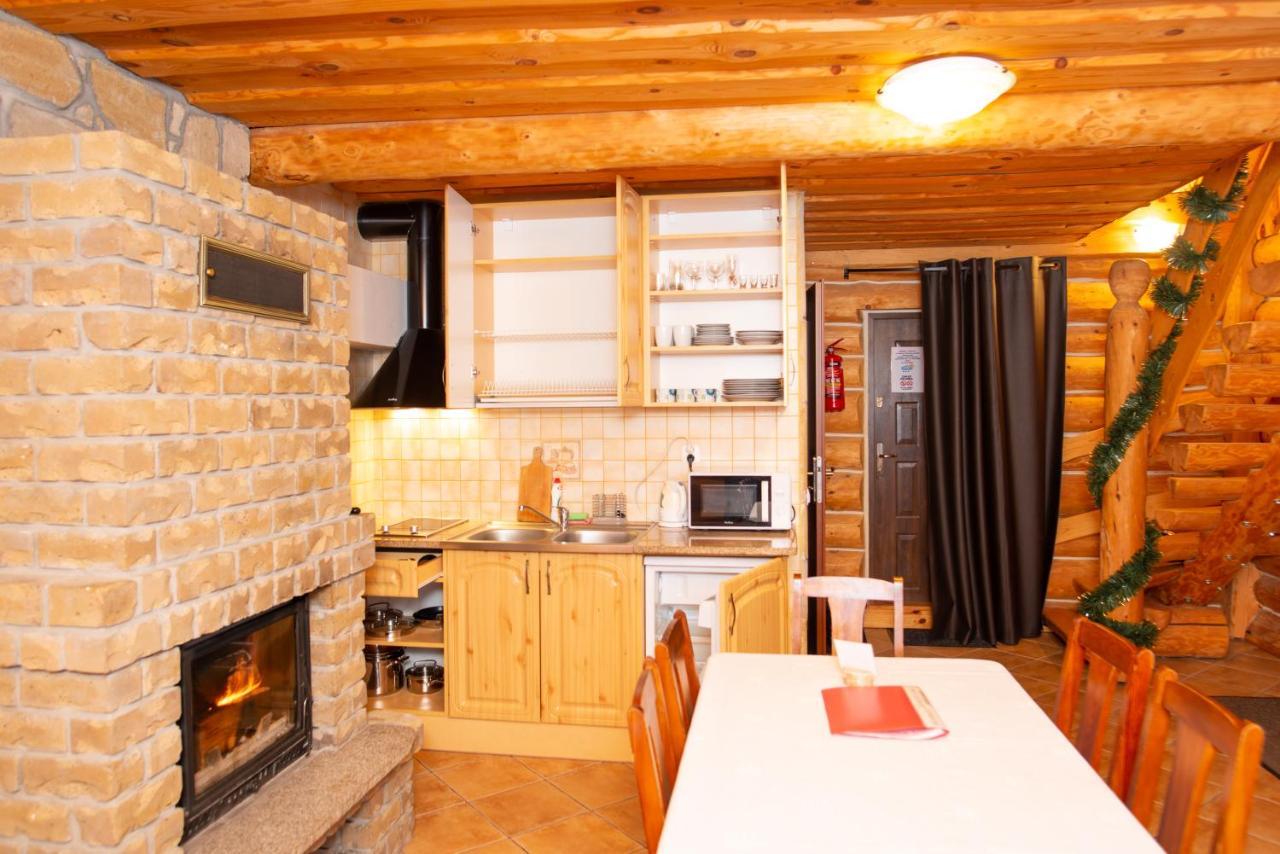 Bed and Breakfast Gosciniec Pieciu Stawow Устшики-Дольне Экстерьер фото