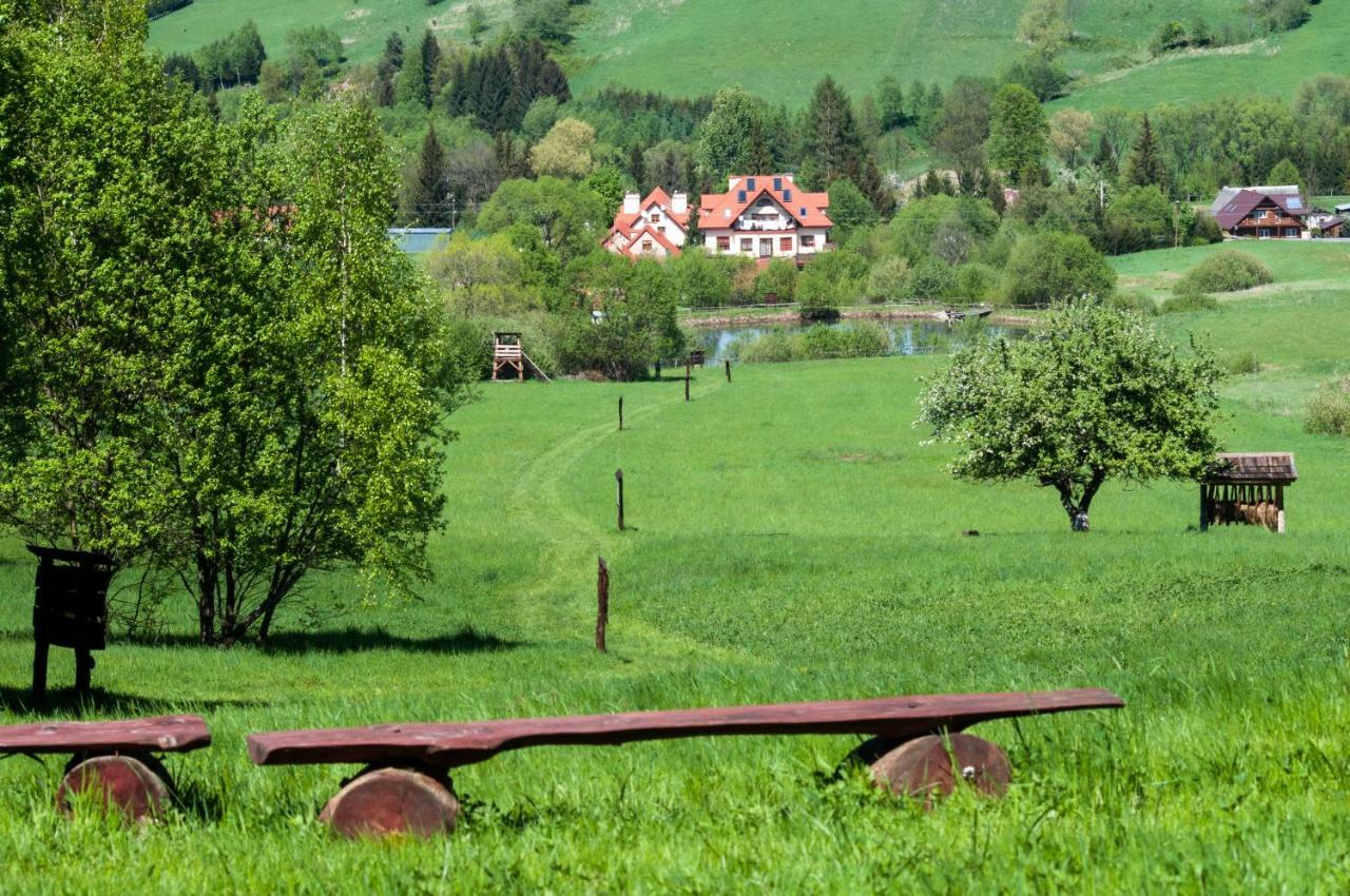 Bed and Breakfast Gosciniec Pieciu Stawow Устшики-Дольне Экстерьер фото